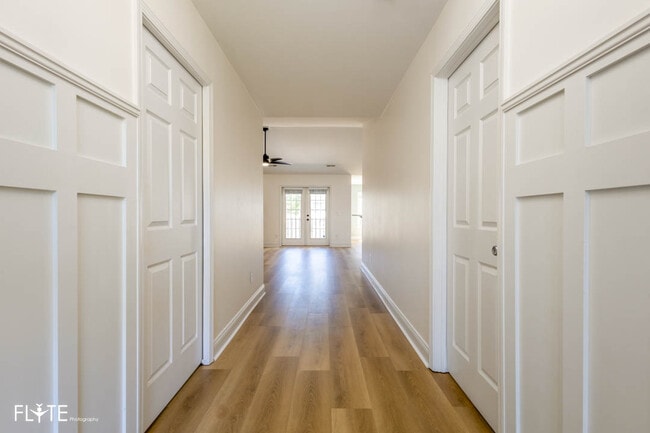 Photo - 2320 Curran Ct