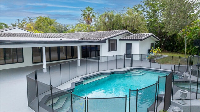 Photo - 13401 SW 83rd Ave
