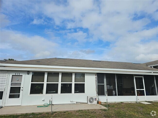 Building Photo - 915 Club Cir Rental