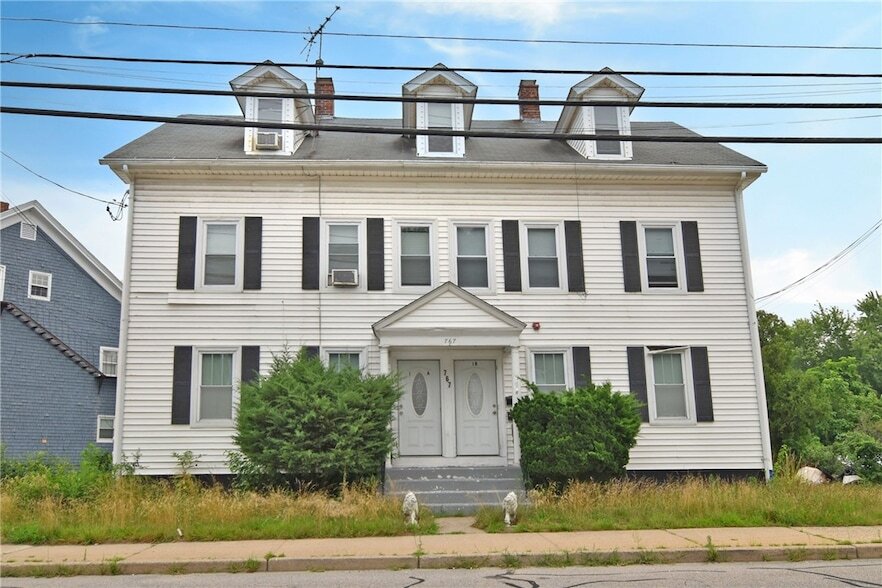 Photo - 767 Providence St
