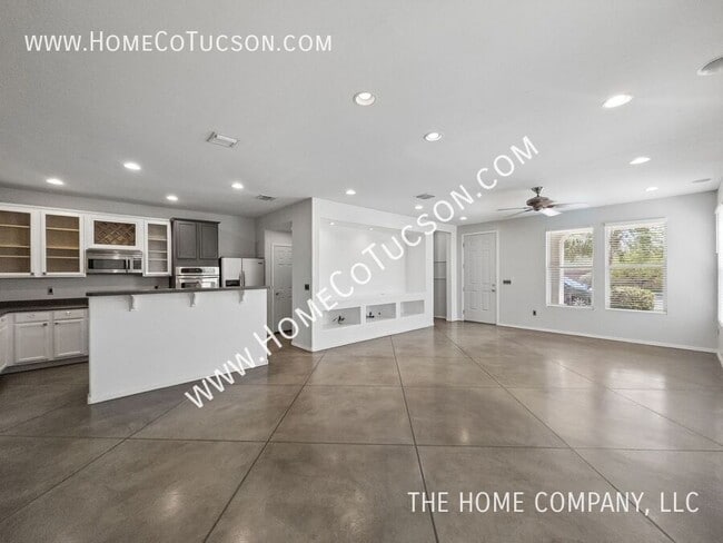 Photo - 5749 E Bellow Ln
