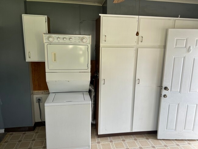 Photo - 473 E Main St Unit 473A