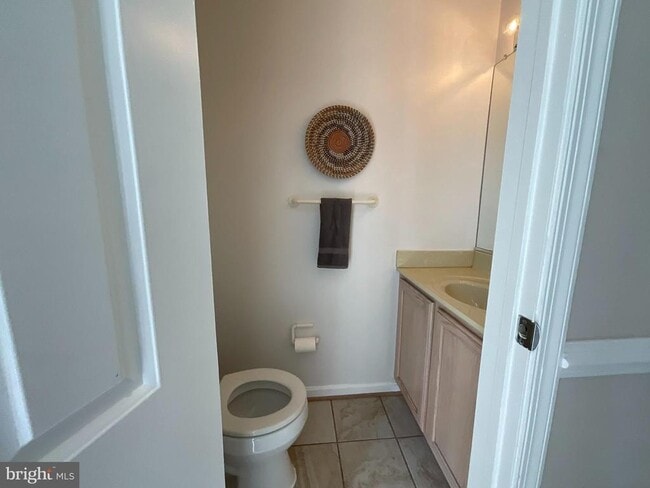 Photo - 1027 Travis Ln