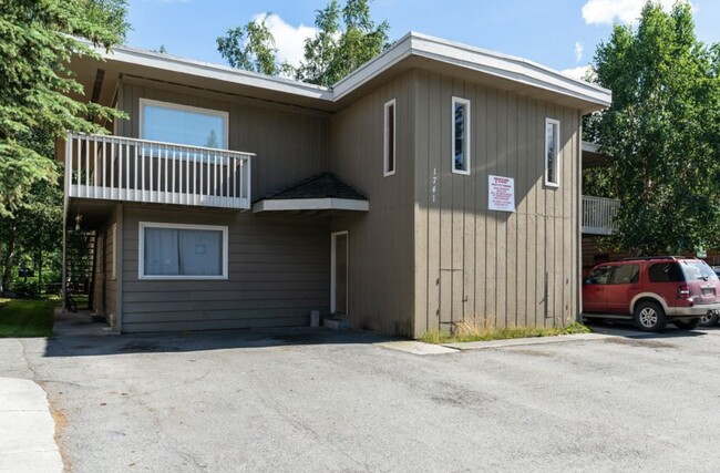 Building Photo - 1741 Beaver Pl Unit 4 Rental
