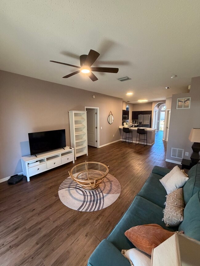 Photo - 4815 Pennecott Way