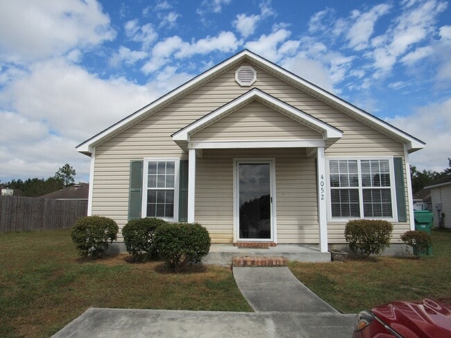 Building Photo - 2 Bedroom in Chadwyck Place Rental