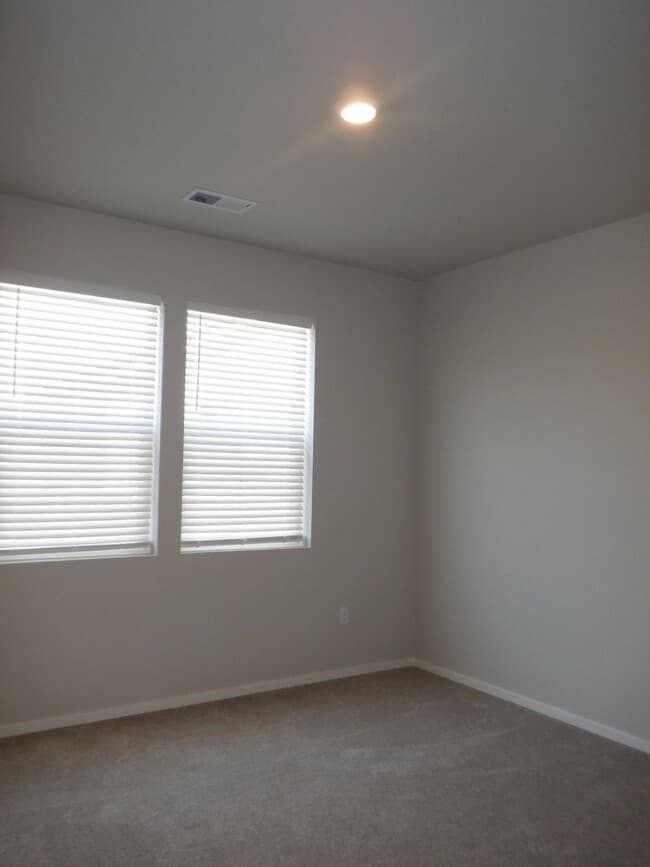 Photo - Newer Single Level 2 Bed/2 Bath in NW Redm...