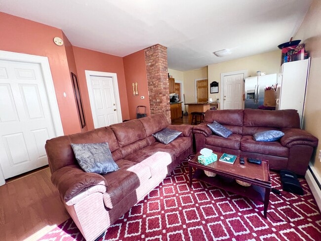 206 California Ave Unit 204C-1