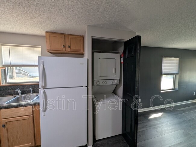 Photo - 4256 Kelson Ave