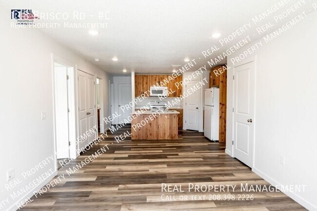 Photo - 118 Brisco Rd-#C Unit #C