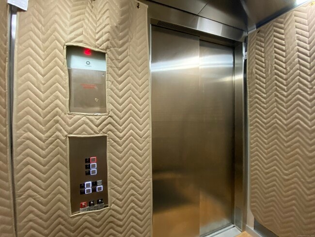 Photo - 314 Bridgeport Ave