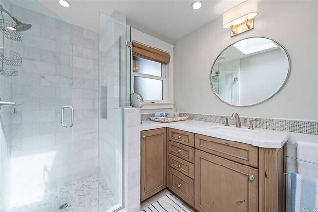 Building Photo - 531 De Anza Dr Rental