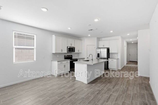 18252 Avenida De Sol