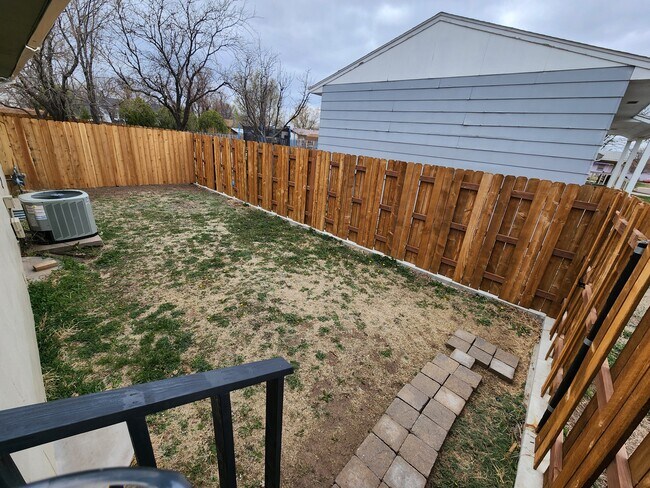 Photo - 506 W Meeker Dr