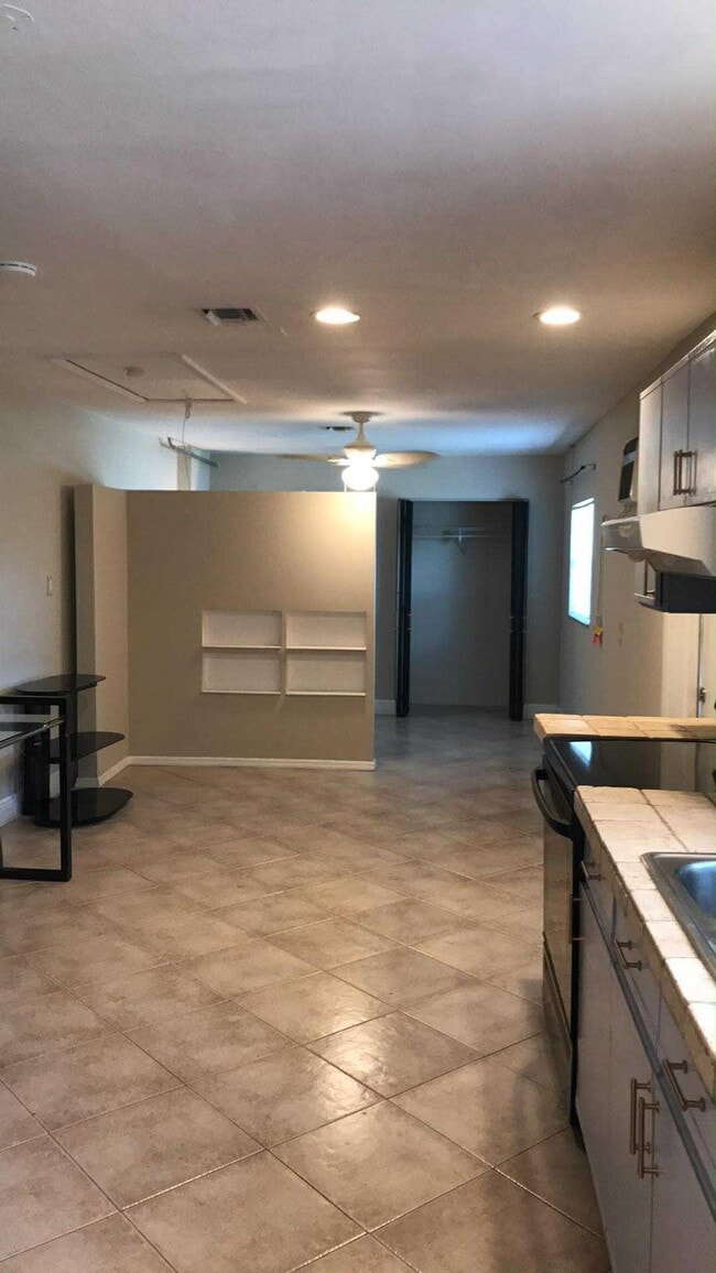 Photo - 141 Ipswich St