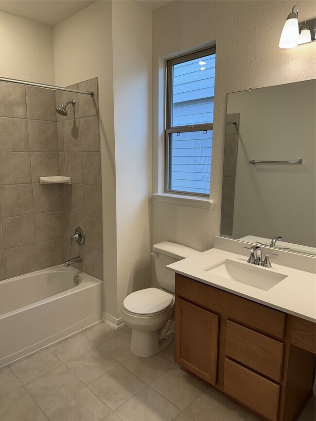 Photo - 3019 Kastania Ln