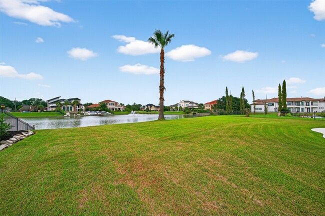 Building Photo - 1902 Sparrows Ridge