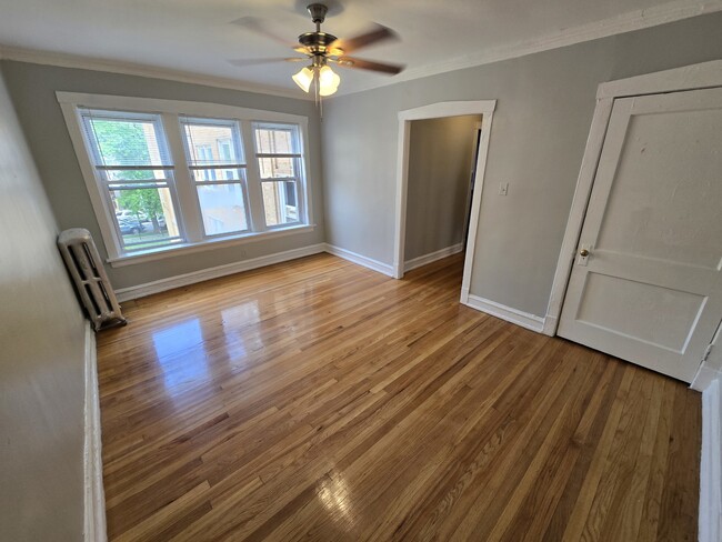 Photo - 4826 N Avers Ave