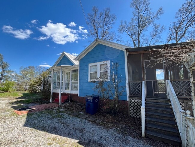 Photo - 1511 N Main St