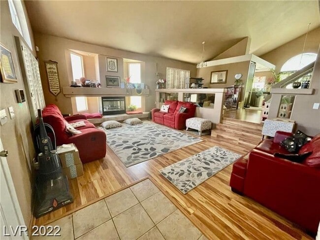 Photo - Silverado Ranch Two-Story with Open Floor Plan!