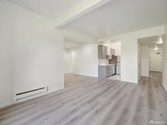 Photo - 407 Sanchez St