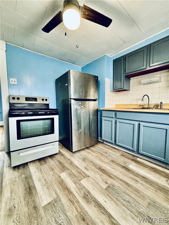 Photo - 354 Shepard Ave