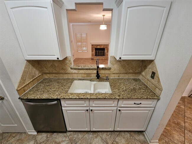 Photo - 9800 Pagewood Ln Unit 2404