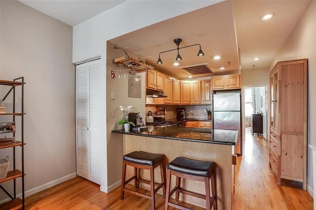 Photo - 214 Park Ave Unit 4R