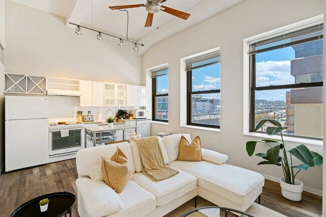 Building Photo - 309 Vine St Rental