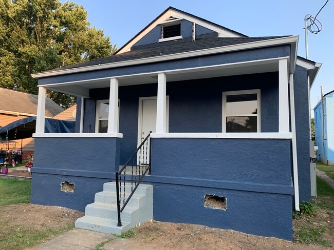 Photo - 4815 Ohio St