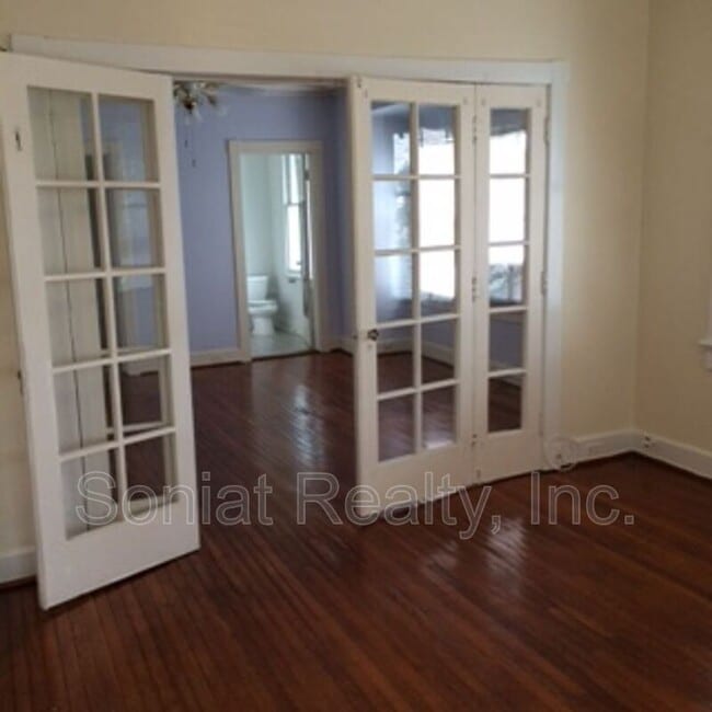 Photo - 5324 Prytania St