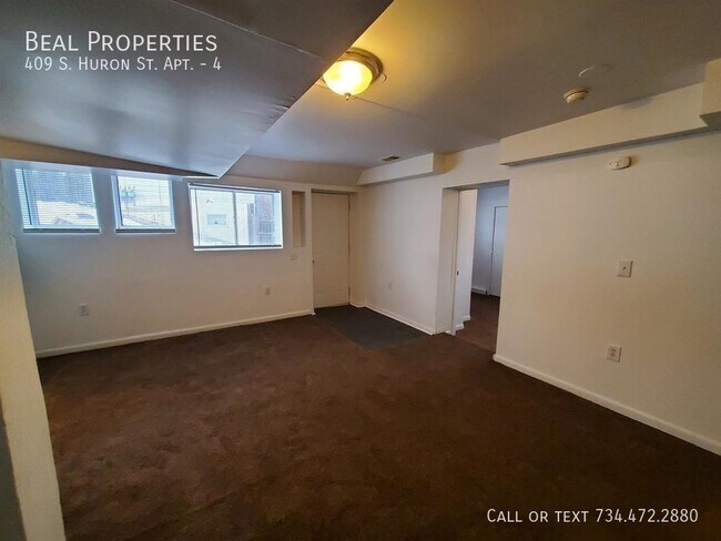 Photo - 409 S Huron St Unidad 4