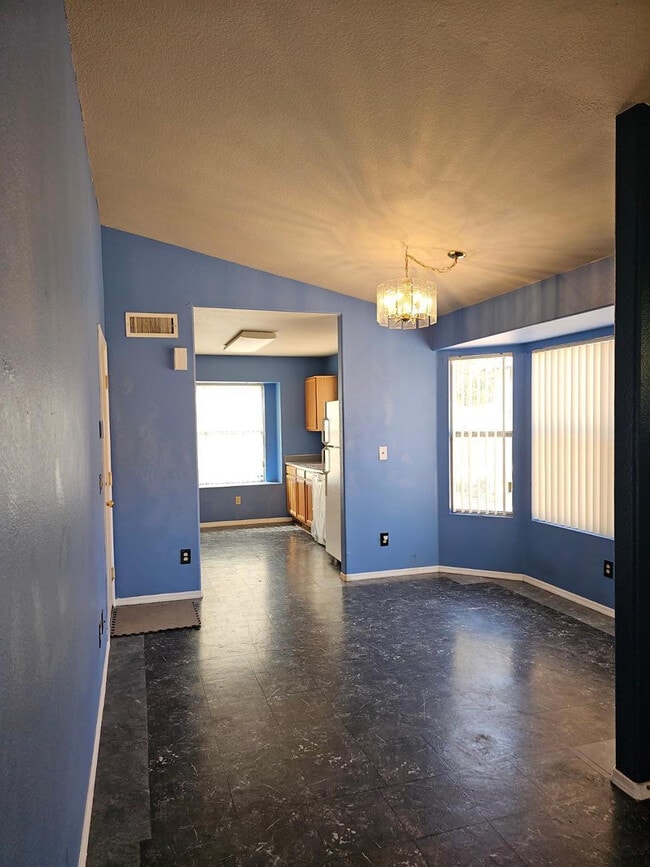 Photo - 821 S Cancun Dr