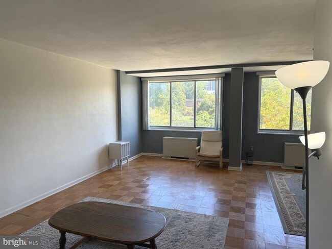 Photo - 10401 Grosvenor Pl Unit 120