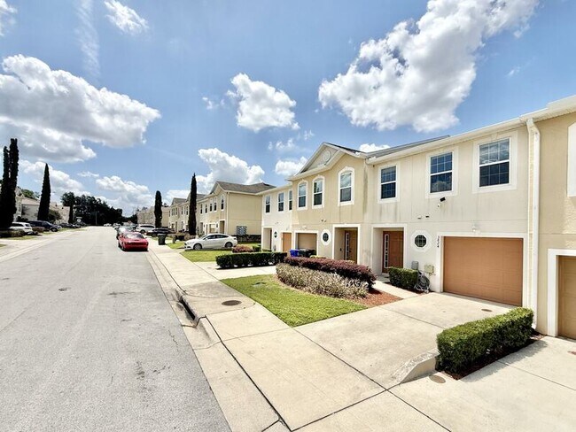 Photo - 3824 Exeter Ln