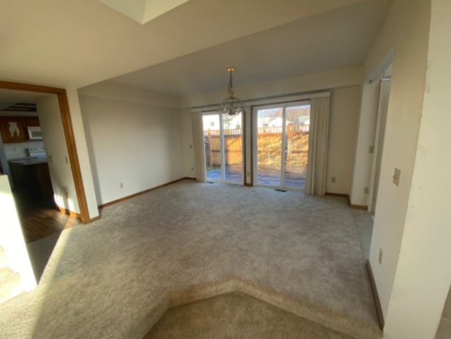 Photo - 2814 Brittany Dr