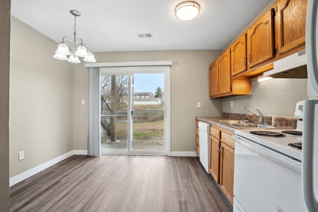 Photo - Penn Place Apartments