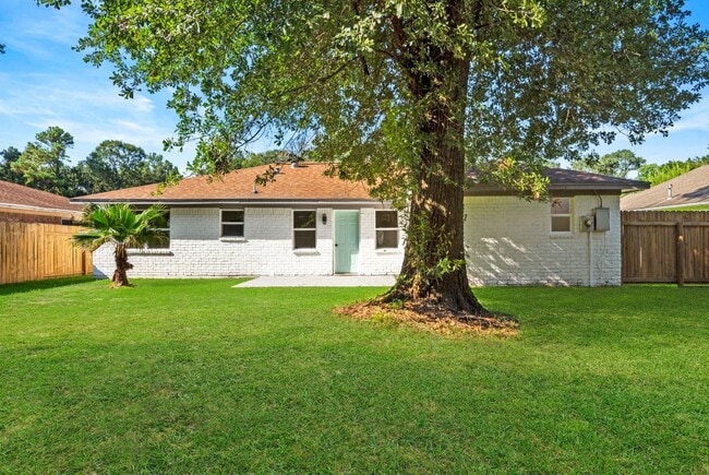 Photo - 9930 Valley Lake Dr