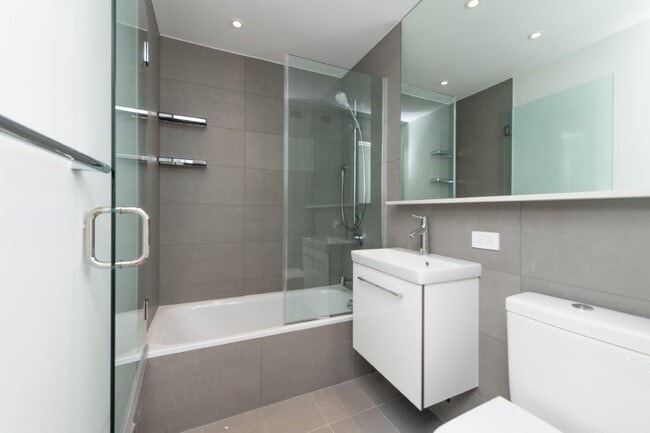 Photo - 1410 Columbia Rd Unit 4K