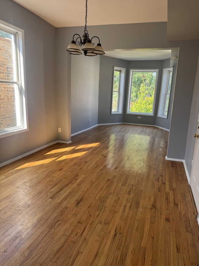 Photo - 1643 S Trumbull Ave
