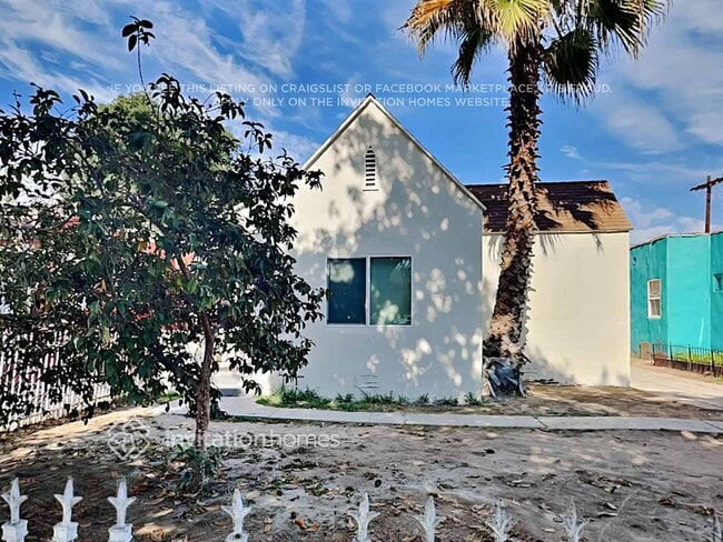 Photo - 523 W 102nd St Casa