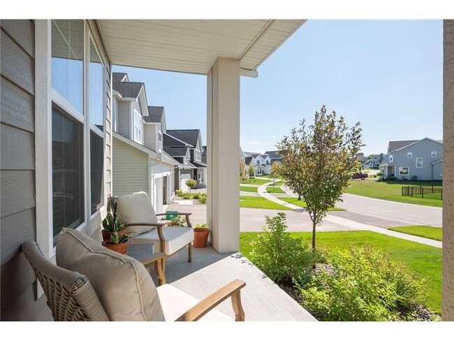 Photo - 6303 Jensen Ave S