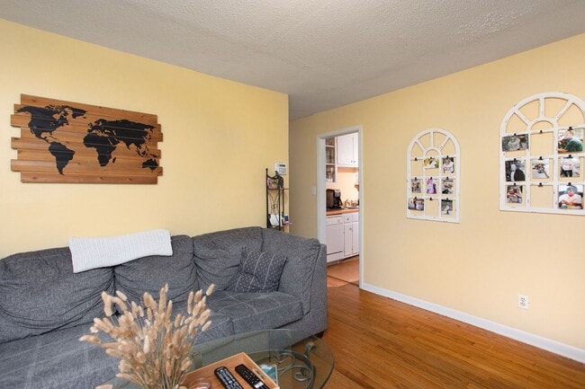 Photo - Cozy 3 Bedroom, 1 Bath Home in Northside!