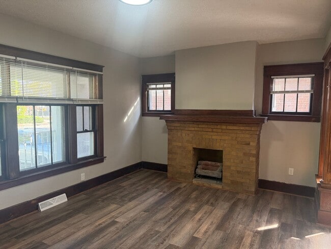 Photo - 1111-1113 Brown Ave. Unit 1111