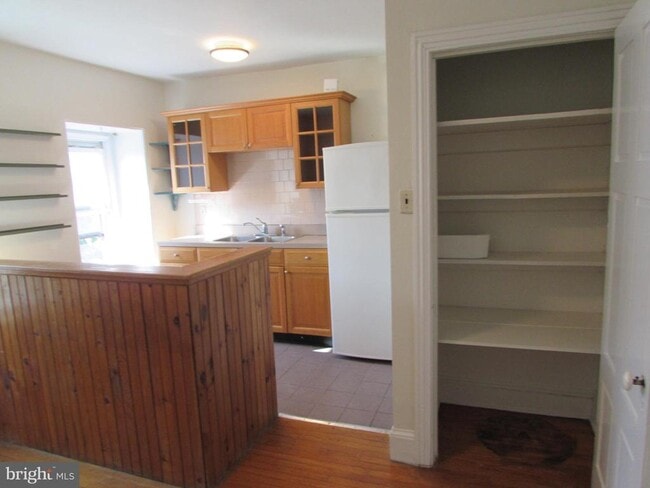 Photo - 5903 Greene St Unit 3