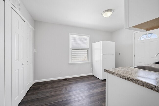 Photo - 11235 Sherman Ave