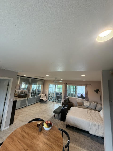Photo - 1017 Arroues Dr Unit Upstairs Studio
