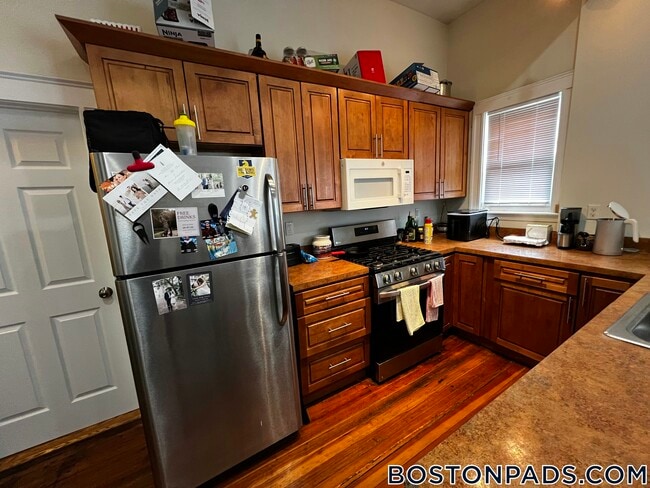 Photo - 358 Broadway Unidad 2