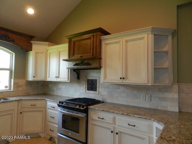 Photo - 201 Grand Pointe Blvd
