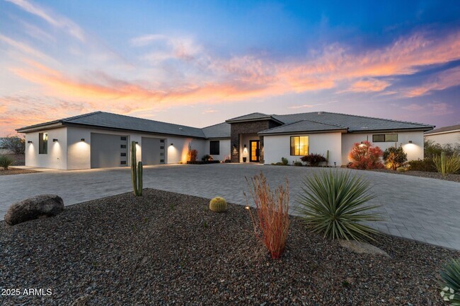 Building Photo - 2500 Lupine Ln Rental